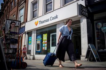 Thomas Cook in liquidazione, migliaia di turisti bloccati all'estero